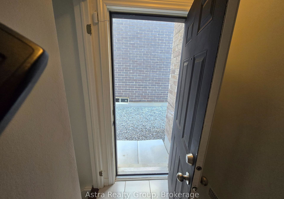105-coldwell-bay-circle-vaughan-ontario-n13655018