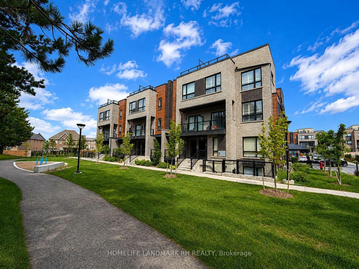 26-lytham-green-circle-newmarket-ontario-n13655050