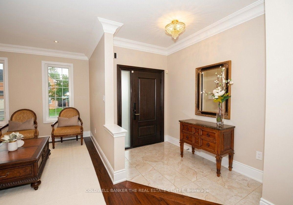 304-tower-hill-road-richmond-hill-ontario-n13655166