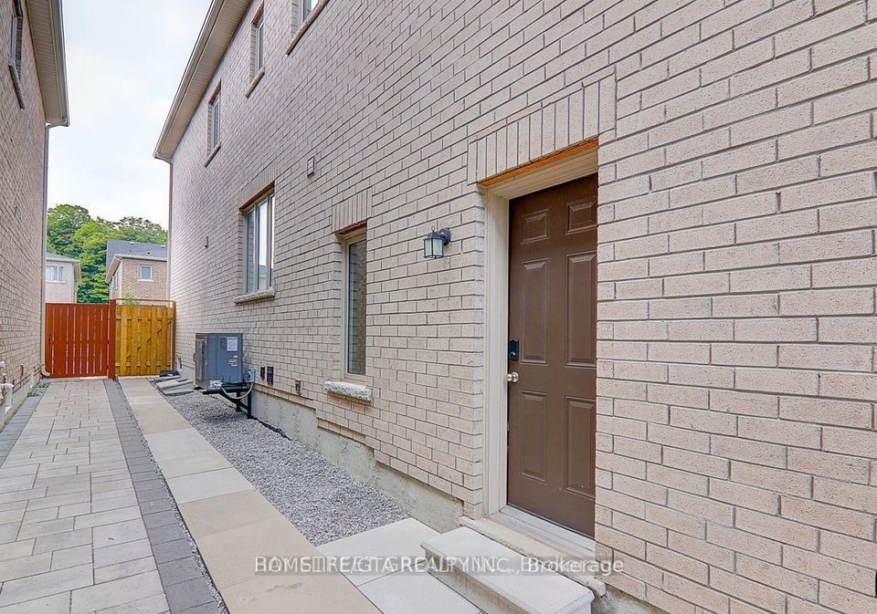 42-mohandas-drive-markham-ontario-n13655334
