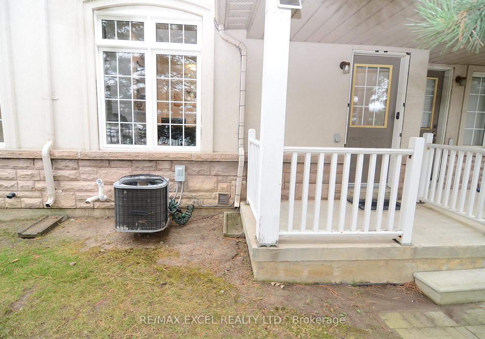 10-post-oak-drive-richmond-hill-ontario-n13655374