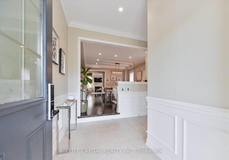 1208-atkins-drive-newmarket-ontario-n13655770