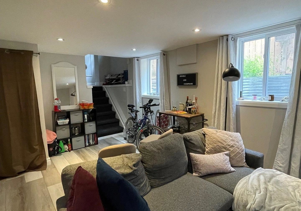 956-lemar-road-newmarket-ontario-n13656534