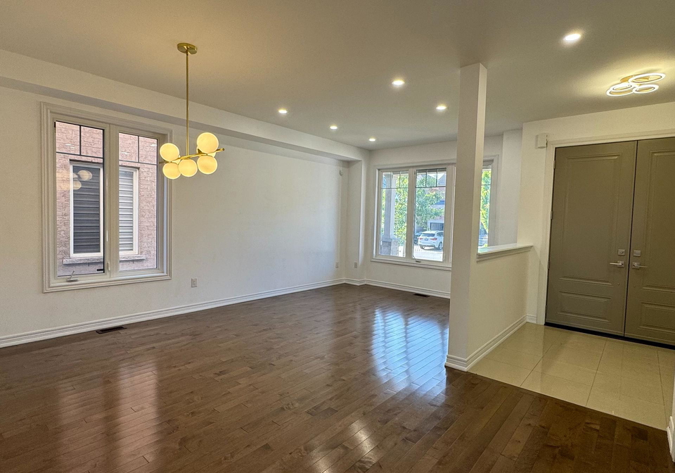 32-philips-lake-court-richmond-hill-ontario-n13656728