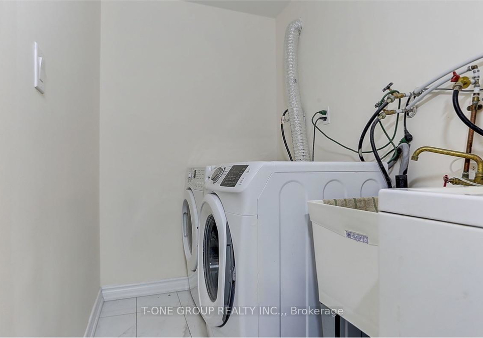 5-hammersly-boulevard-markham-ontario-n13656752
