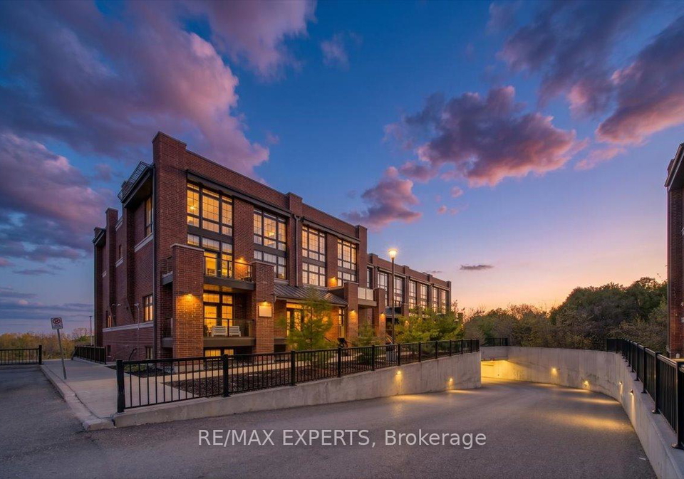 2-linsmore-place-whitchurch-stouffville-ontario-n13657310