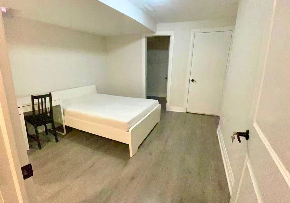 8-fairlawn-avenue-markham-ontario-n13657392