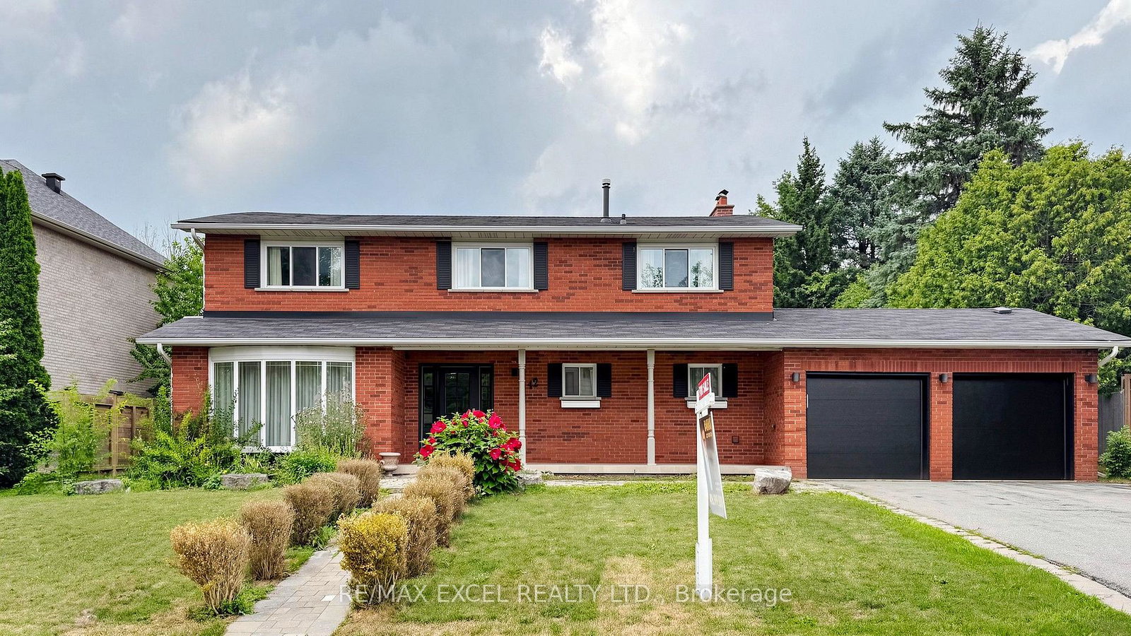 42-blackforest-drive-richmond-hill-ontario-n13657490