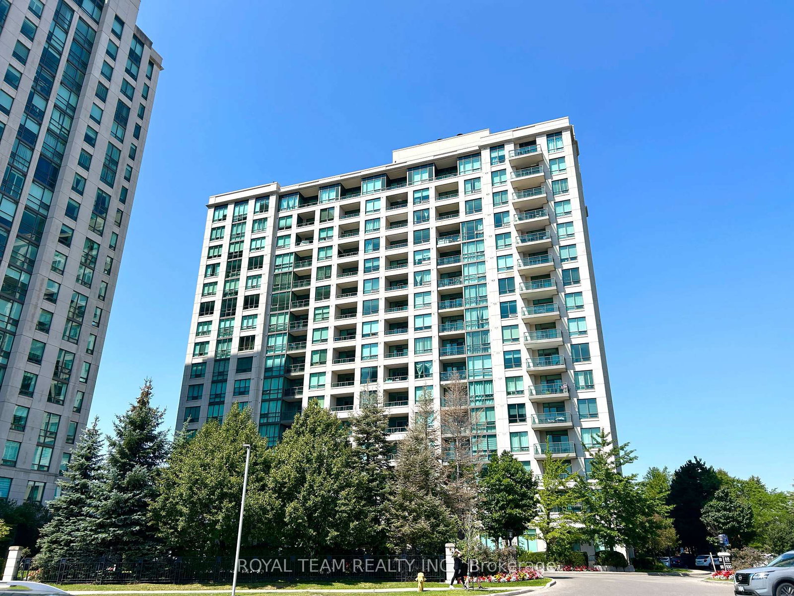 100-promenade-circle-vaughan-ontario-n13657518