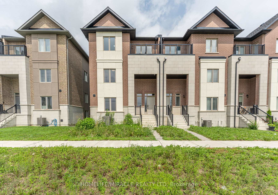 32-alan-williams-trail-uxbridge-ontario-n13657572