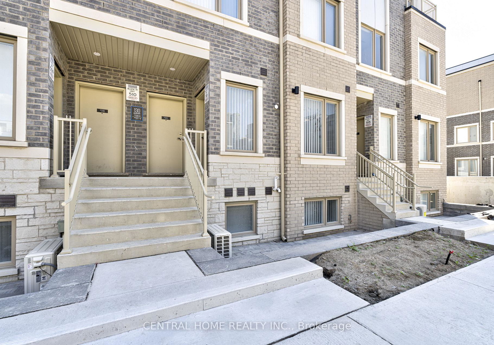 130-honeycrisp-crescent-vaughan-ontario-n13657576