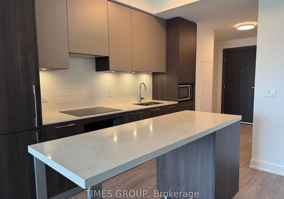 8-water-walk-drive-markham-ontario-n13657632
