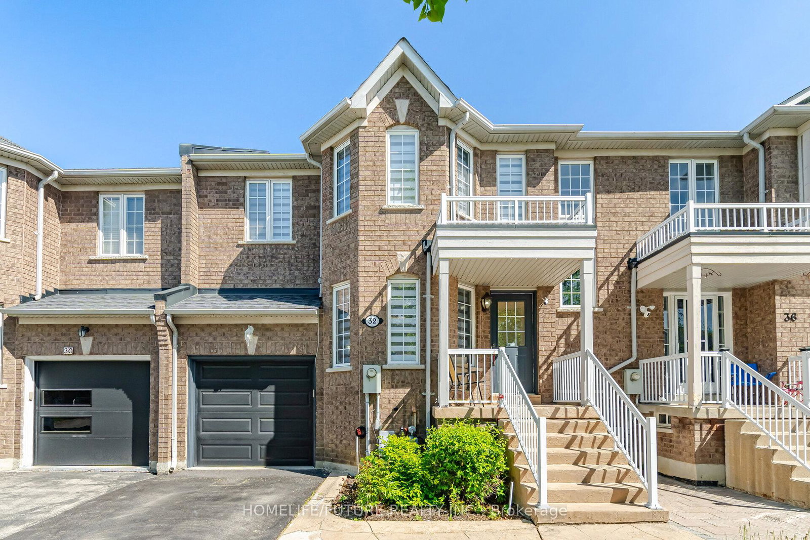 32-laurelhurst-crescent-vaughan-ontario-n13657682
