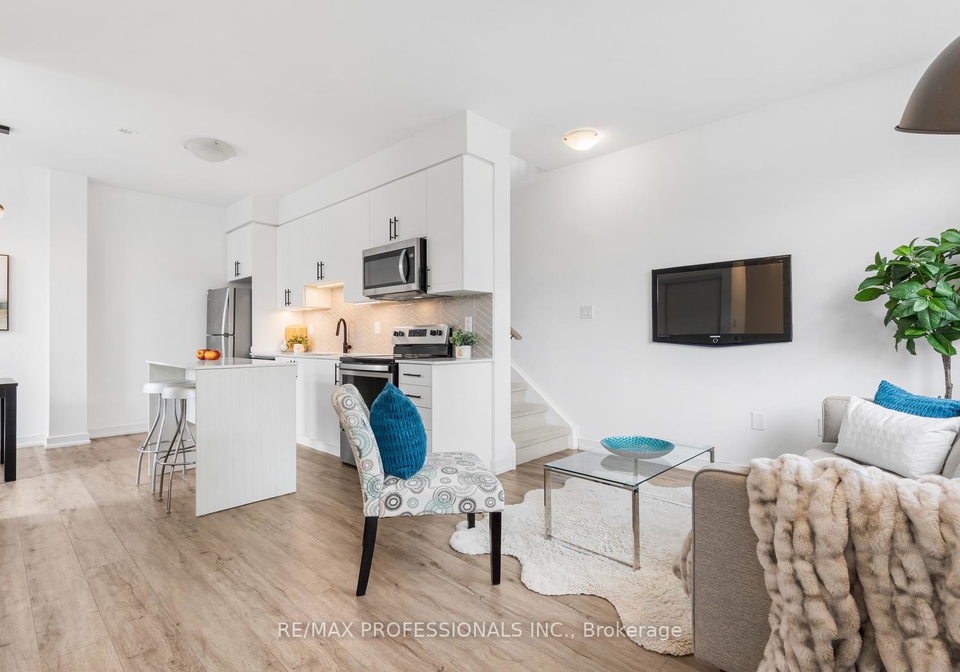 1-lochlin-street-vaughan-ontario-n13657788