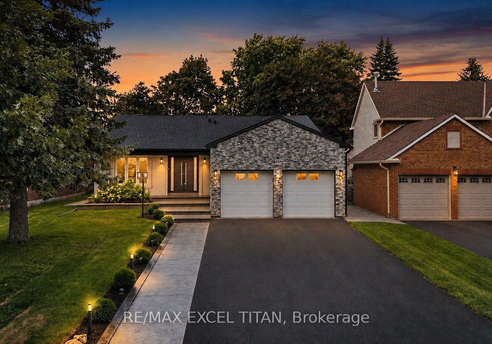 258-glenway-circle-newmarket-ontario-n13657838