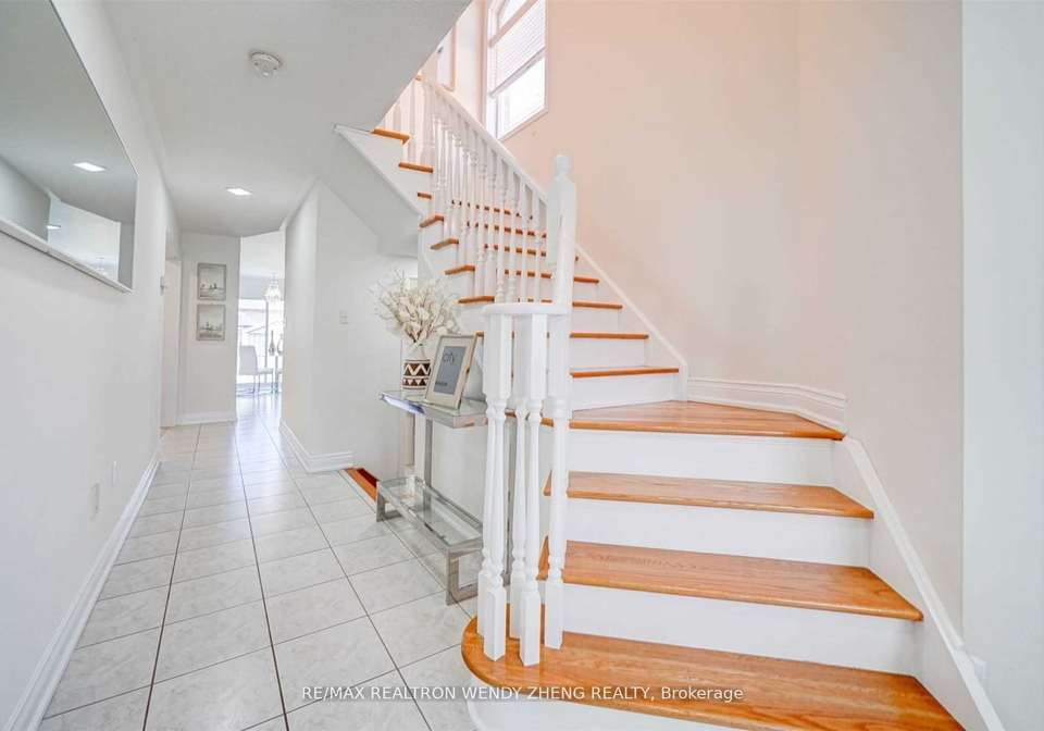 60-warren-bradley-street-markham-ontario-n13657940