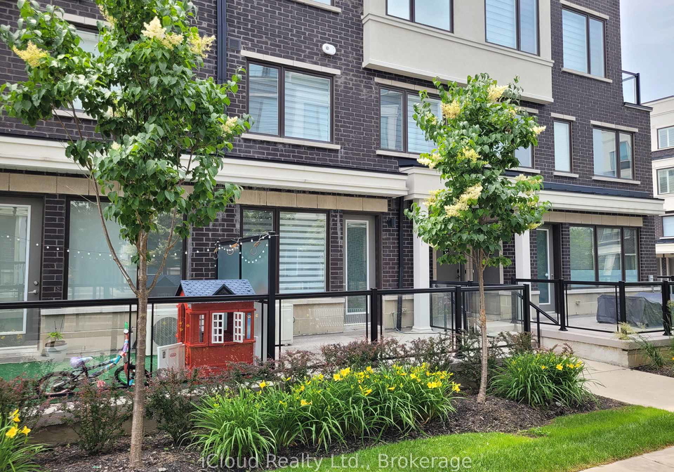 300-alex-gardner-circle-aurora-ontario-n13658022