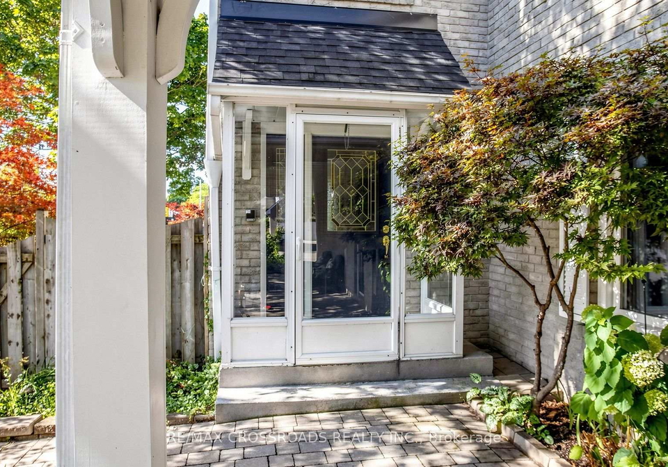 1-redwood-lane-markham-ontario-n13658034