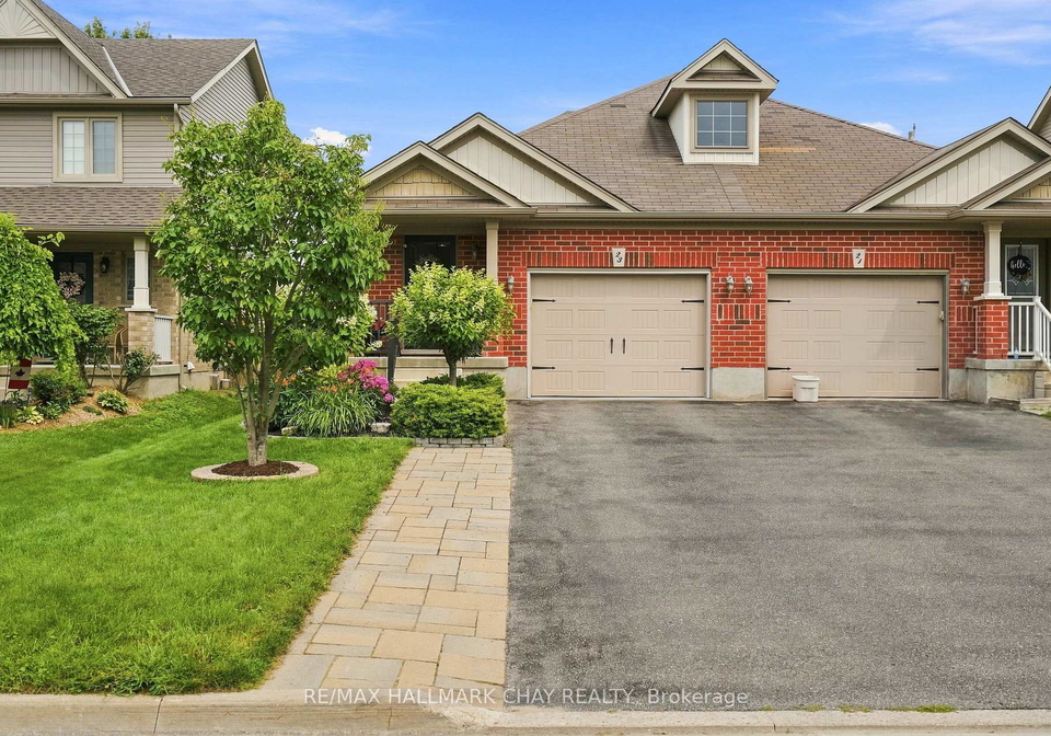 23-banting-crescent-essa-ontario-n13658280