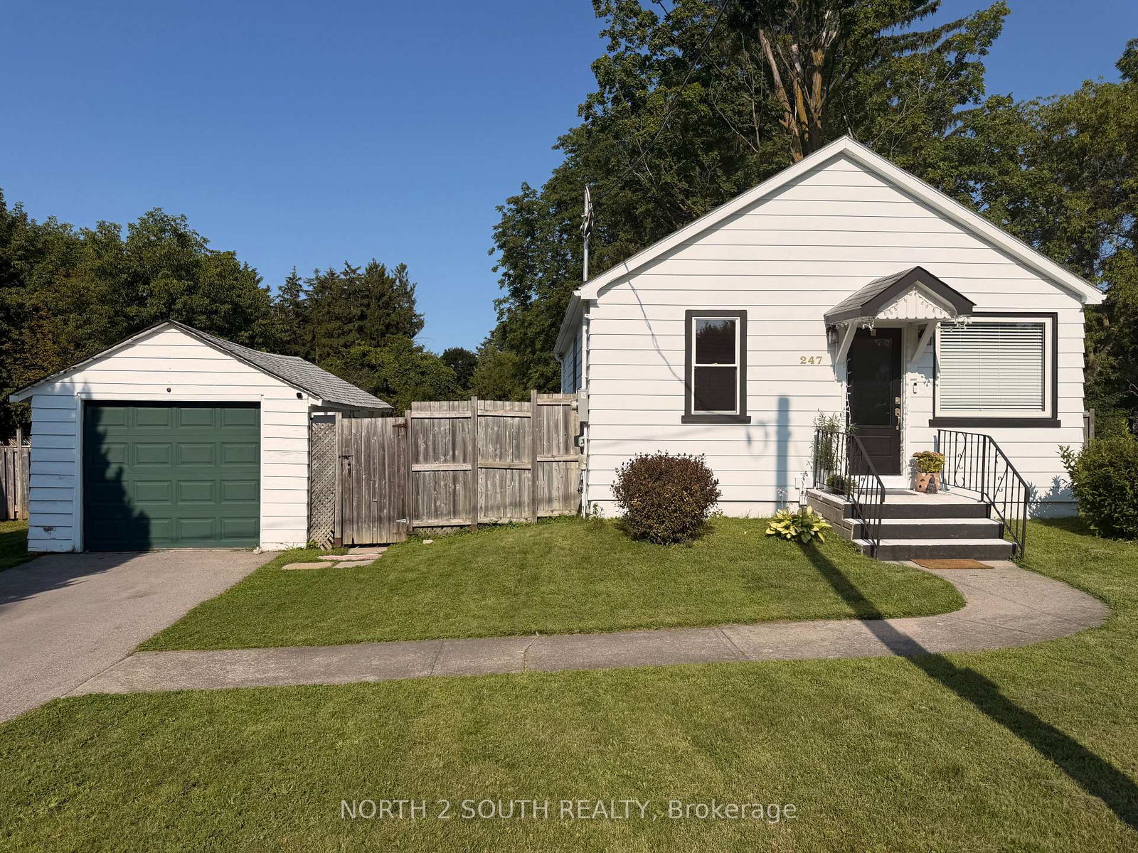 247-muriel-street-newmarket-ontario-n13658708