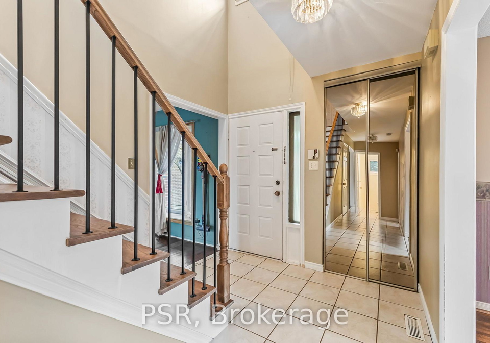 6-lippincott-court-richmond-hill-ontario-n13658790