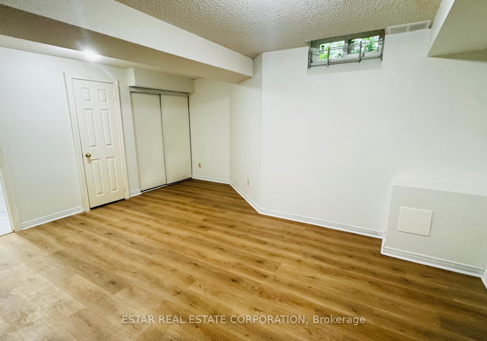 39-loweswater-avenue-markham-ontario-n13659584