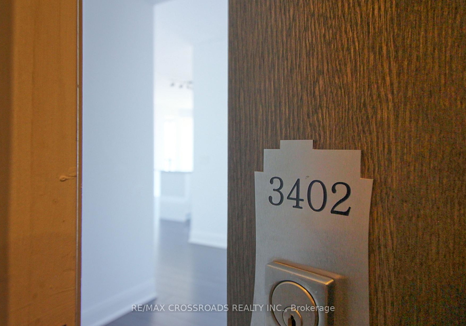 2900-highway-7-vaughan-ontario-n13660090
