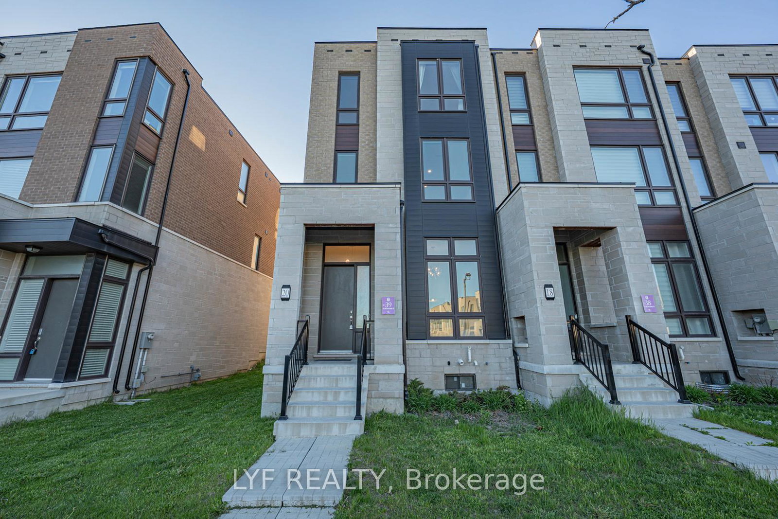 20-lord-melborne-street-markham-ontario-n13660366