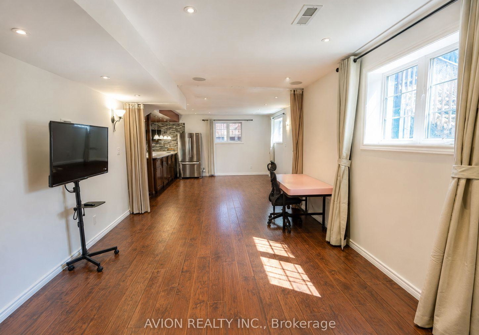 26-wendelyn-drive-richmond-hill-ontario-n13660406