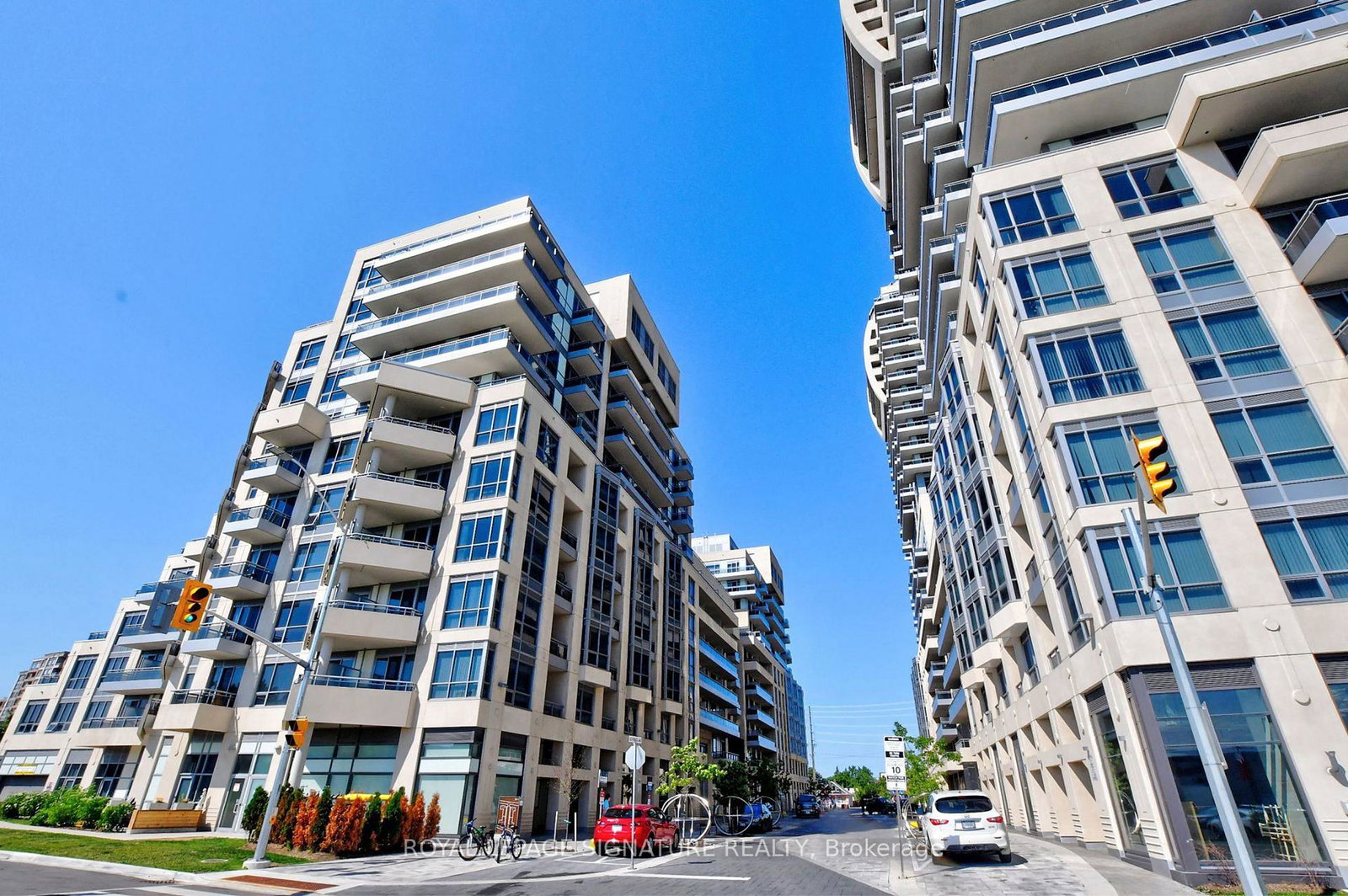 9205-yonge-street-richmond-hill-ontario-n13661670