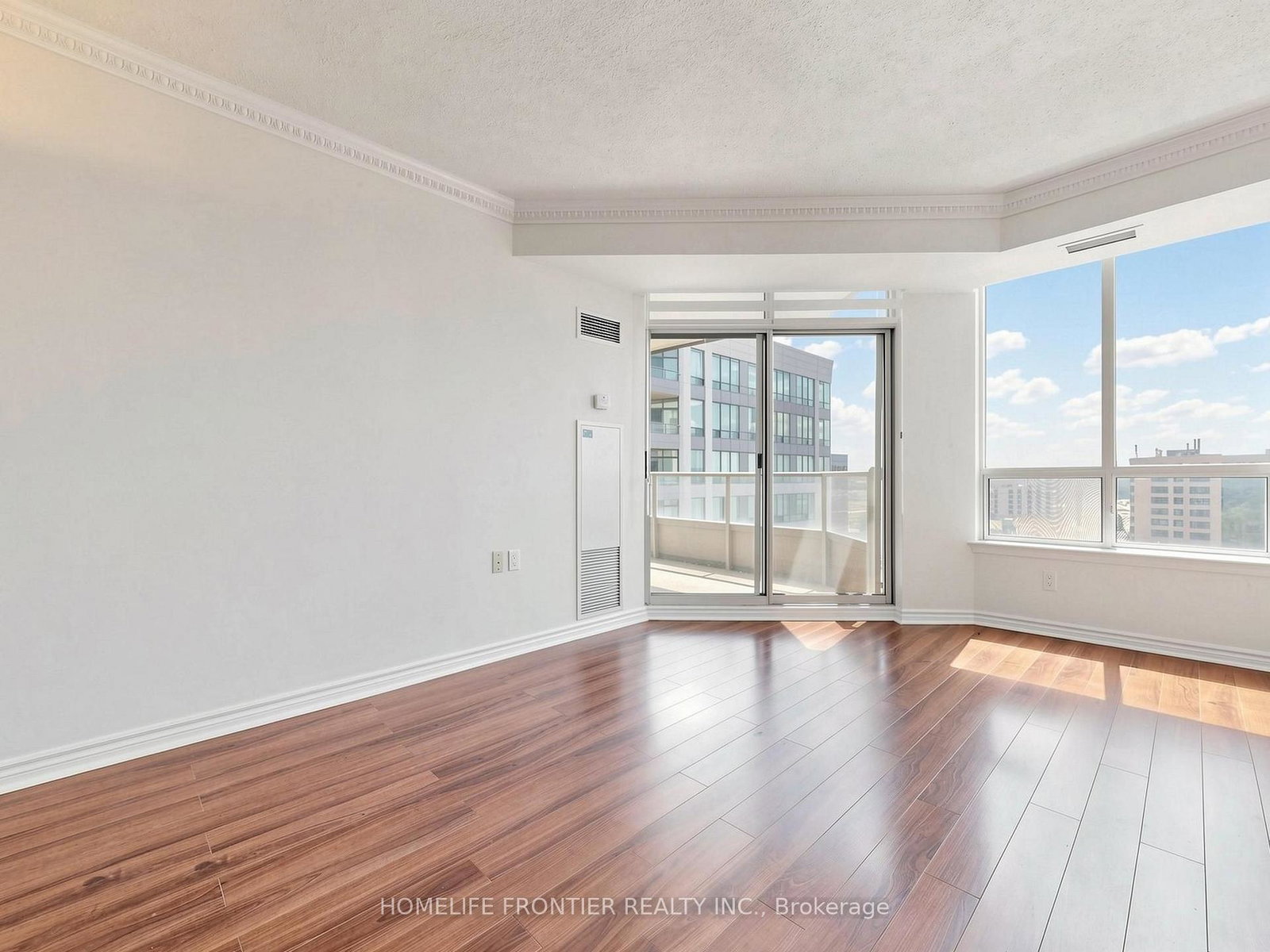 9017-leslie-street-richmond-hill-ontario-n13662068