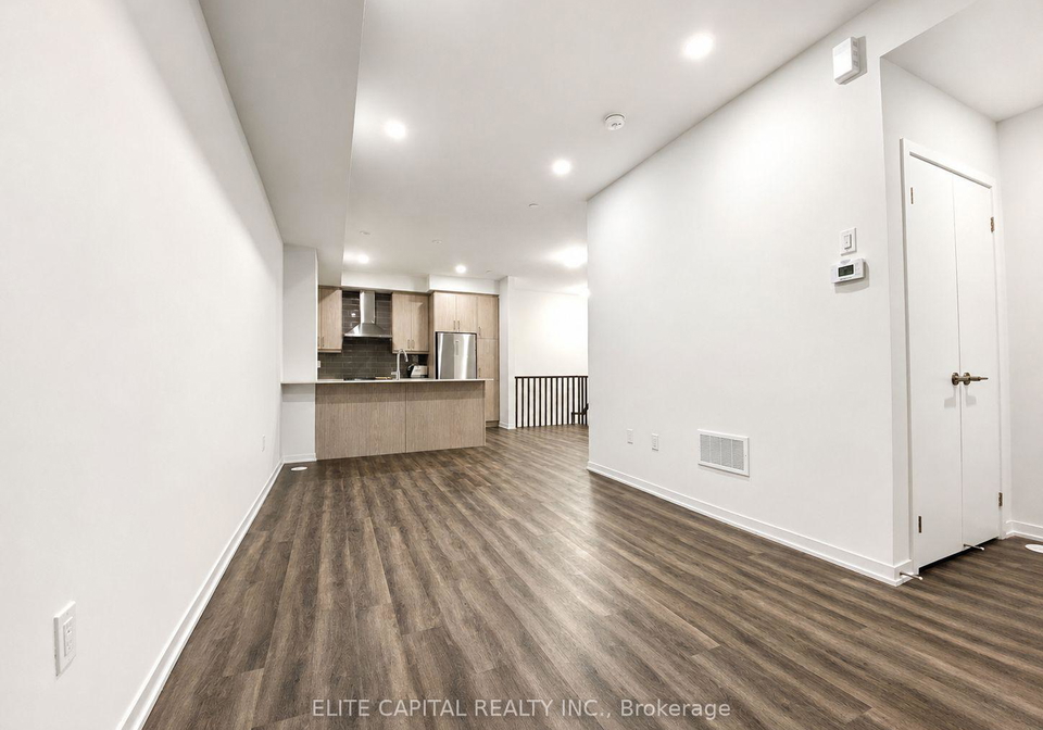 100-honeycrisp-crescent-vaughan-ontario-n13662314