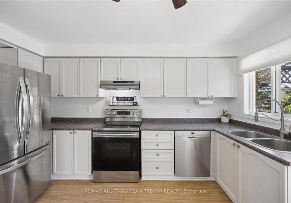 98-carrick-avenue-georgina-ontario-n13662352
