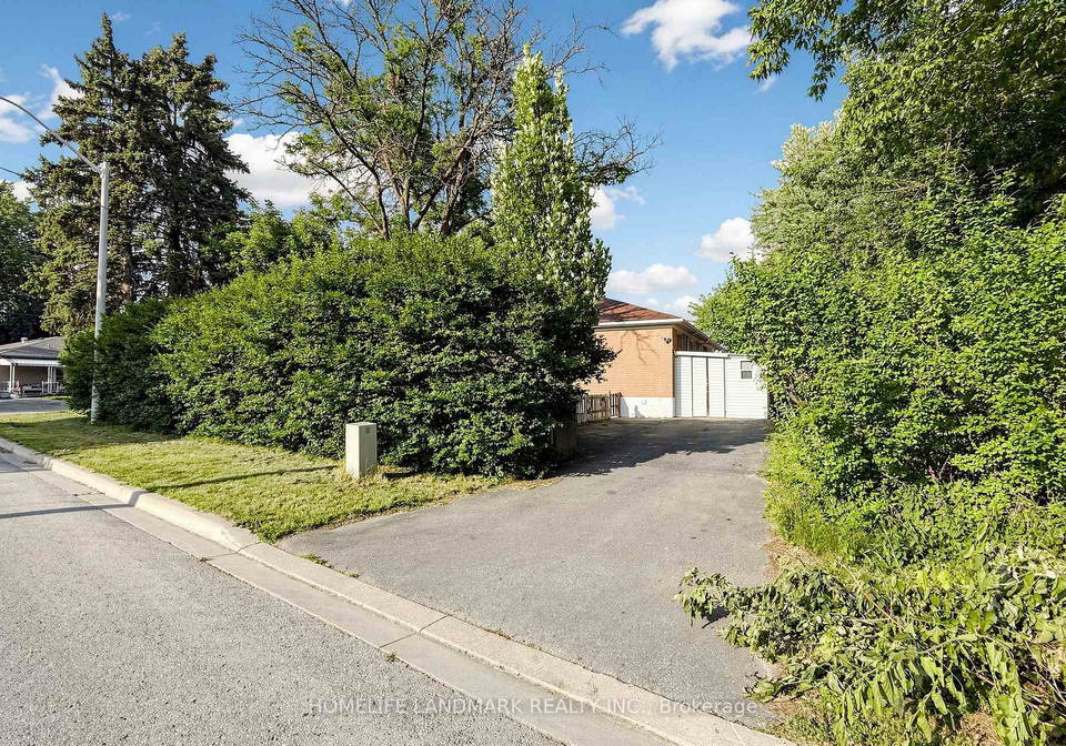 212-beechy-drive-richmond-hill-ontario-n13662546