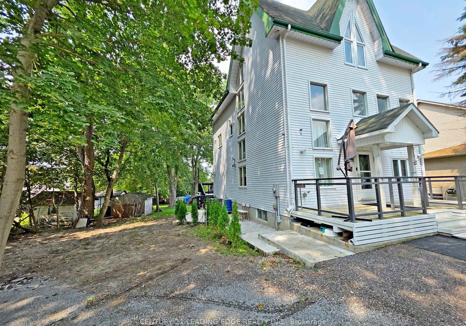260-metro-road-n-georgina-ontario-n13662940