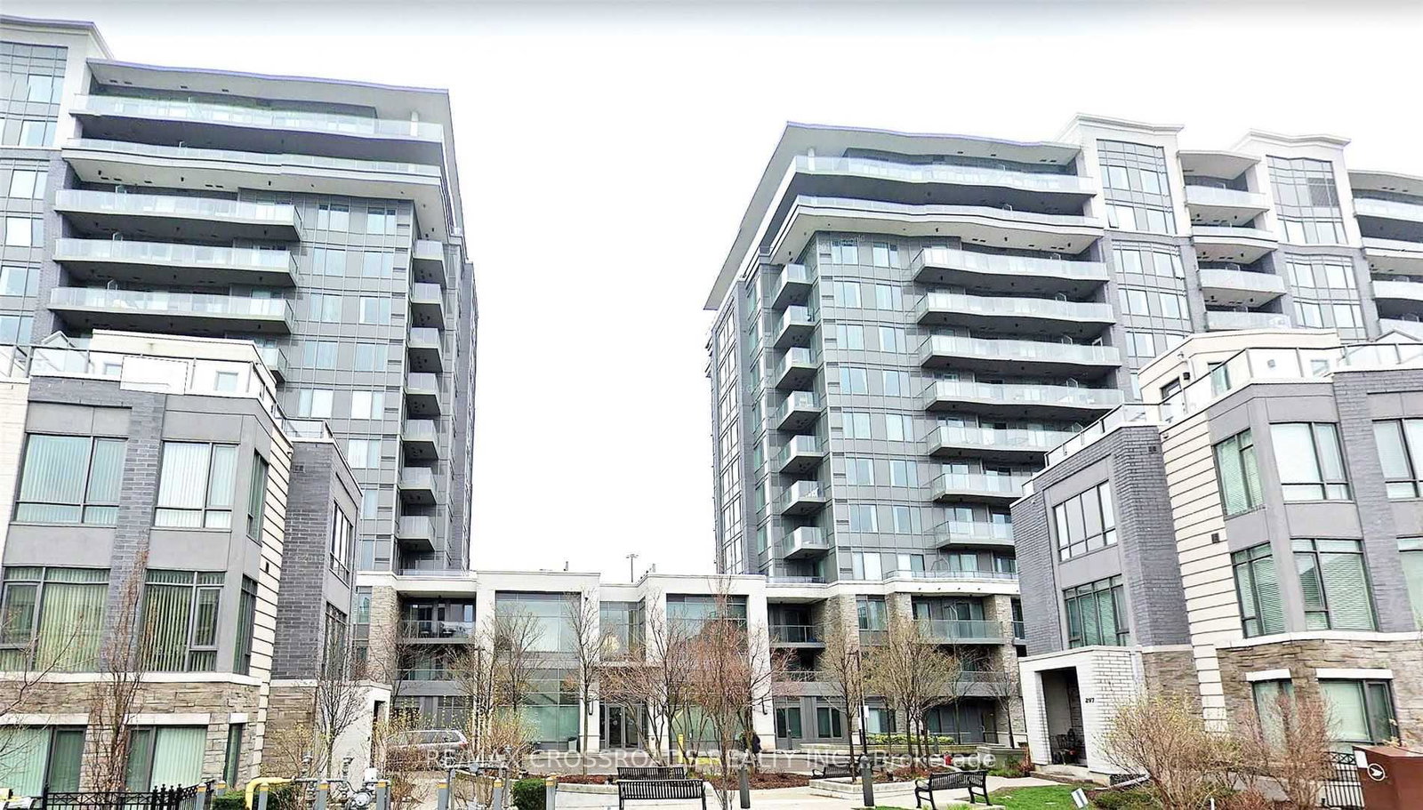 325-south-park-road-markham-ontario-n13663068