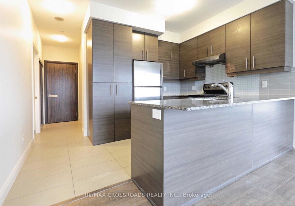 325-south-park-road-markham-ontario-n13663068