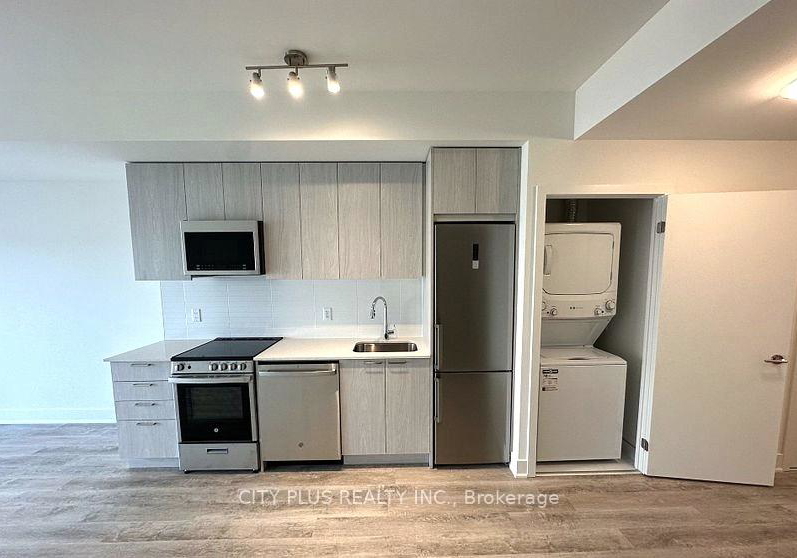 185-deerfield-road-newmarket-ontario-n13663226