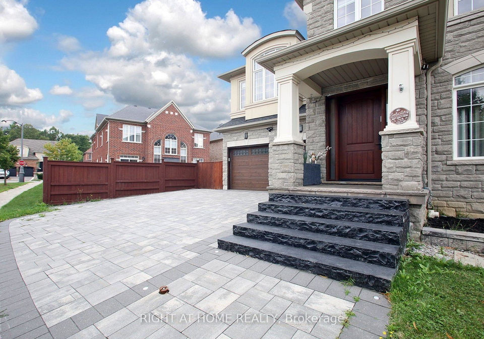 133-woodville-drive-vaughan-ontario-n13663236
