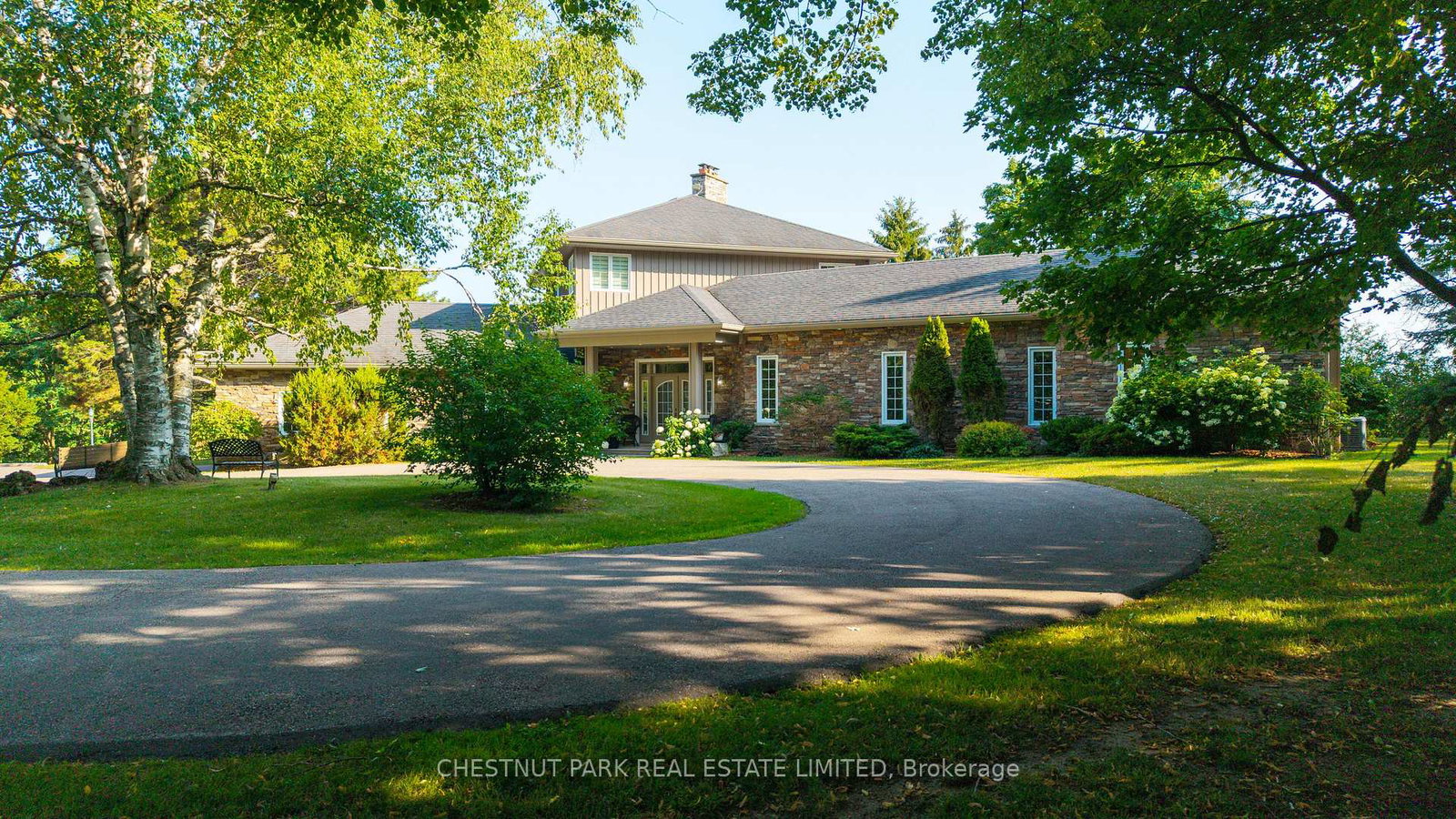 4285-15th-side-road-king-ontario-n13663376