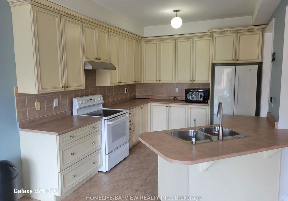 18-asnermain-and-second-floor-avenue-vaughan-ontario-n13663862