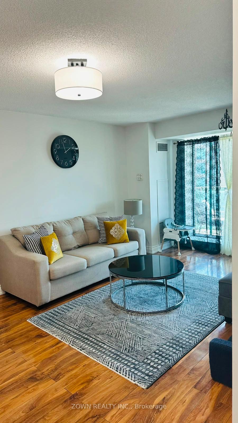 3-ellesmere-street-richmond-hill-ontario-n13663986