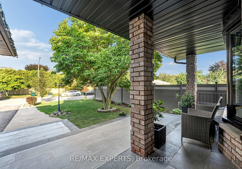212-bordeaux-drive-vaughan-ontario-n13664004