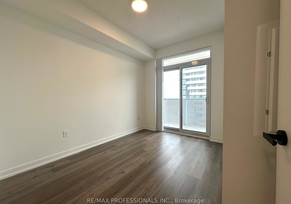 225-commerce-street-vaughan-ontario-n13664072