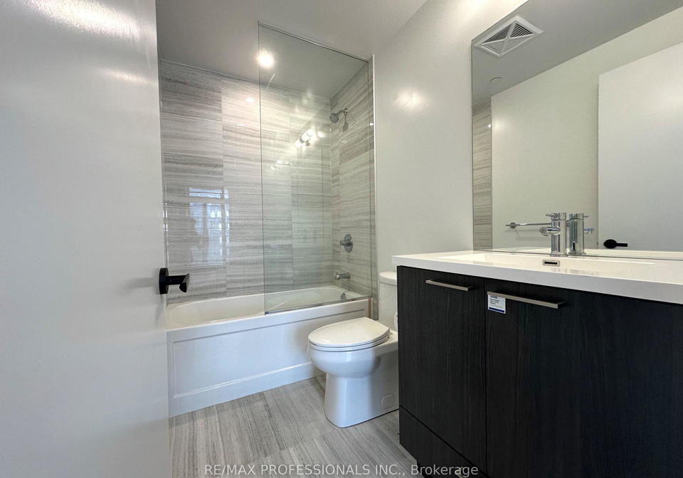 225-commerce-street-vaughan-ontario-n13664072