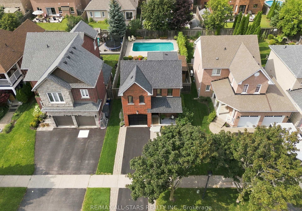 73-russell-barton-lane-uxbridge-ontario-n13664238