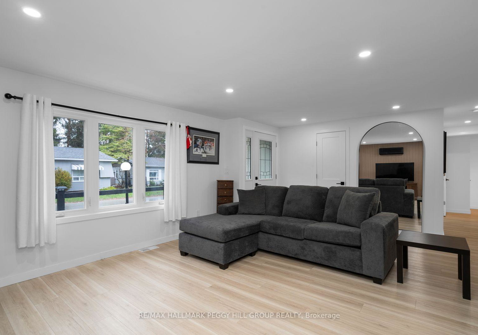 15-cherrywood-lane-innisfil-ontario-n13664274