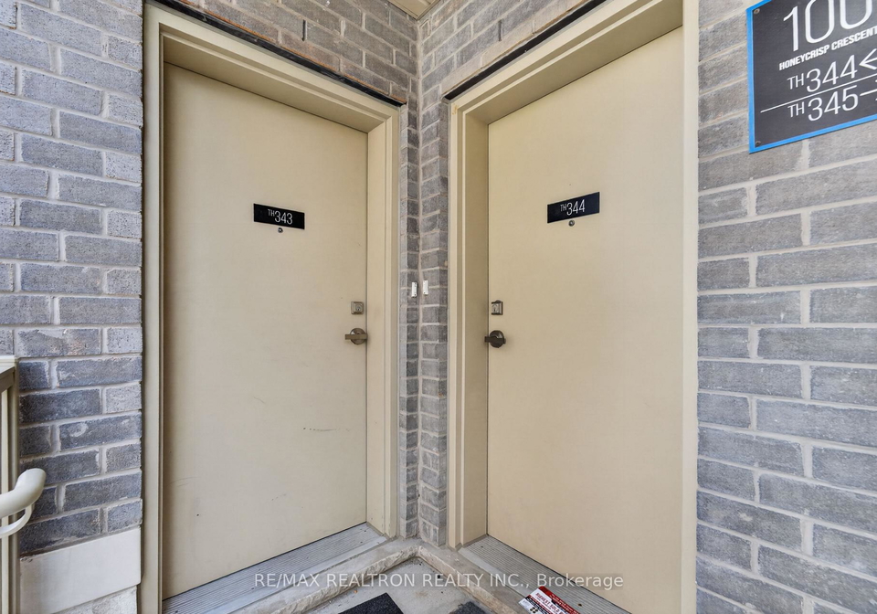 100-honeycrisp-crescent-vaughan-ontario-n13664678
