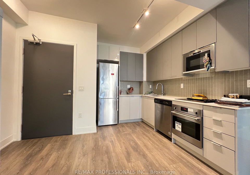 2916-highway-7-road-vaughan-ontario-n13665100