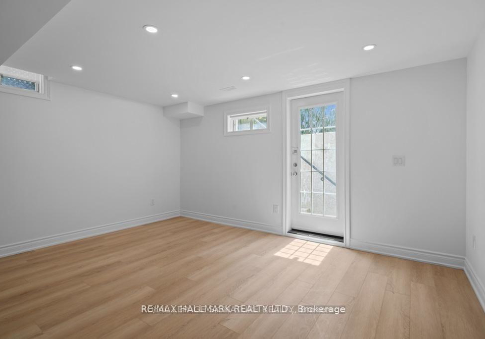 227-basement-thoms-crescent-newmarket-ontario-n13665136
